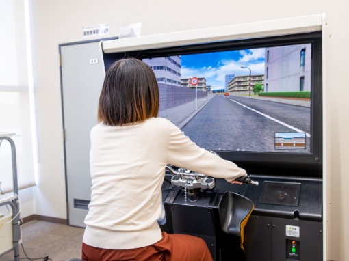 二輪シミュレーター